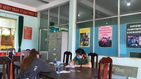 Người bán rau bị xử phạt 5 triệu đồng vì lên facebook chửi người thi hành công vụ