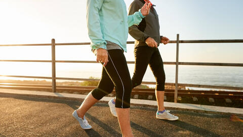 Một kiểu tập luyện có tuổi thọ vài nghìn năm: Mỗi ngày chỉ cần 5 phút, giúp thúc đẩy máu, điều hòa ngũ tạng