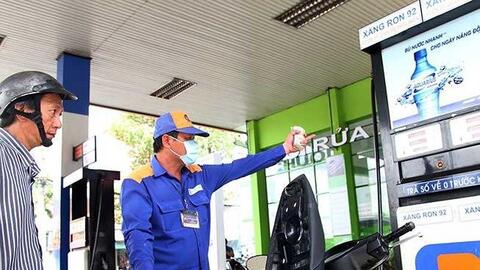 Giá dầu thô tăng nhẹ do lượng hàng tồn kho của Mỹ giảm