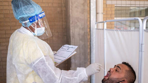 Đánh giá về Omicron từ tâm dịch Nam Phi: Lây nhiễm tăng, bệnh nặng giữ nguyên