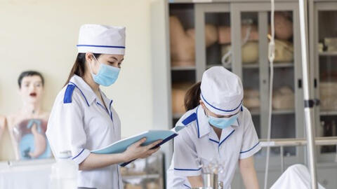 Đại biểu quốc hội đề xuất xây dựng tượng đài vinh danh ngành y tế