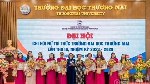 Đại hội Chi hội Nữ trí thức trường Đại học Thương mại lần thứ III