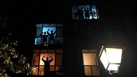 Những bức ảnh nổi bật tuần qua về tình hình thế giới những ngày phong tỏa vì Covid-19