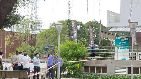 Một chi cục trưởng Thi hành án dân sự ở TP.HCM rơi lầu chung cư tử vong