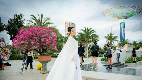 Hoa hậu Bích Hạnh sau 1 năm đăng quang Mrs World Vietnam