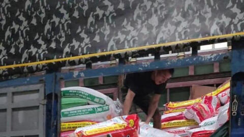 Câu chuyện xúc động đằng sau clip "mẹ bầu 8 tháng vác cả tấn hàng": Muốn chia sẻ gánh nặng với chồng, kiếm tiền lo cho con