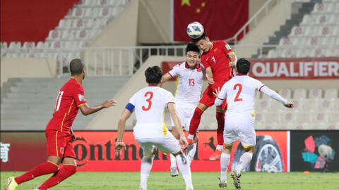 Đội hình Việt Nam vs Trung Quốc: Công Phượng, Tấn Trường dự bị