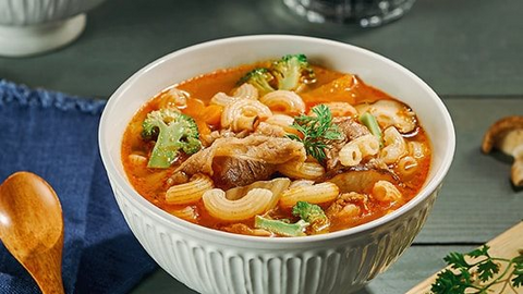 Món ngon mỗi ngày: Nui nấu bò cay