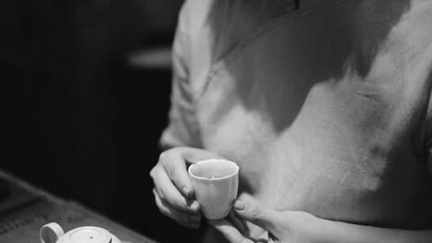 Trà hoa với người Hà Nội