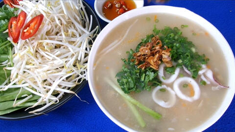 Cháo mực tươi: Món ăn ấm bụng mùa lạnh