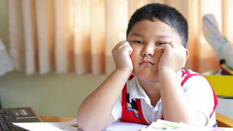 Cười đau ruột với những bài tập khó đỡ của học sinh tiểu học: Đúng là chỉ có trẻ nhỏ mới nghĩ được như thế!