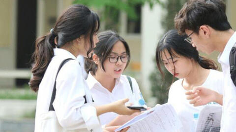 Bộ GD-ĐT: Chuẩn bị những điều kiện sẵn sàng cho kỳ thi tốt nghiệp THPT trên máy tính sau 2021