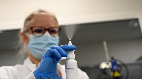 Nga đăng ký vaccine COVID-19 dạng xịt mũi đầu tiên trên thế giới