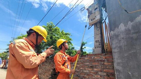 Áp dụng song song điện một giá và điện bậc thang lợi hay thiệt?