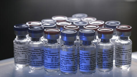 Mỹ cảm thấy nghi ngờ về vaccine ngừa Covid do Nga sản xuất