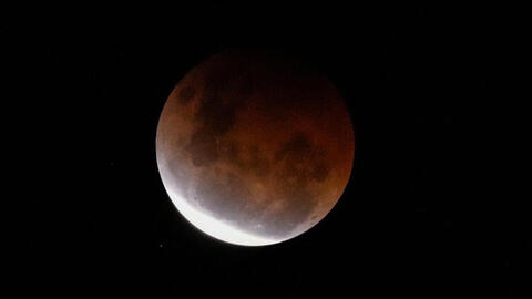Hiện tượng nguyệt thực một phần dài nhất trong 580 năm sẽ diễn ra hôm nay, 19/11