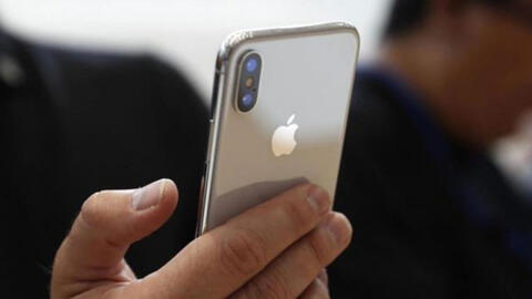 Những chiếc iPhone bị nhóm bạo loạn đánh cắp ở Apple Store sẽ không sử dụng được?