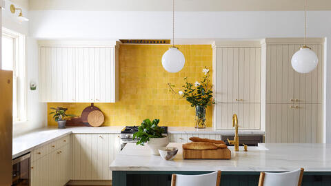 Xu hướng màu bếp cho mùa hè, sự kết hợp với tông màu vàng và xanh lá cây