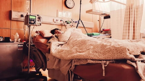 Tự xử lý 1 khó chịu phổ biến ở vùng kín, người phụ nữ phải cắt bỏ cơ quan sinh dục vì ung thư