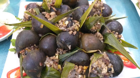 Món ngon mỗi ngày: Thơm lừng chả ốc nhồi trong vỏ ốc