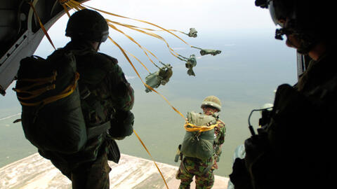 Phi công báo lỗi vị trí, hơn 30 lính nhảy dù Mỹ bị thương nặng