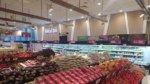 Cà chua tăng giá cao kỷ lục lên 60.000 đồng/kg