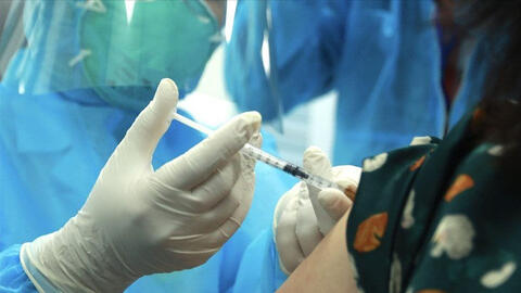 Một nữ điều dưỡng bị sốc phản vệ, Đà Nẵng niêm phong lô vaccine