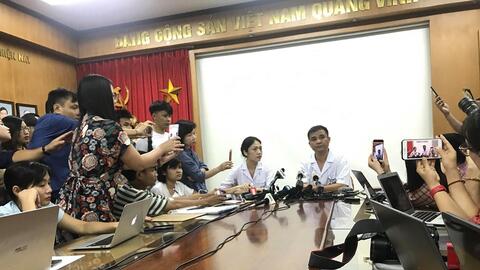 Vụ cháy nhà kho Rạng Đông: Ai cần khám và theo dõi bị ngộ độc thủy ngân?