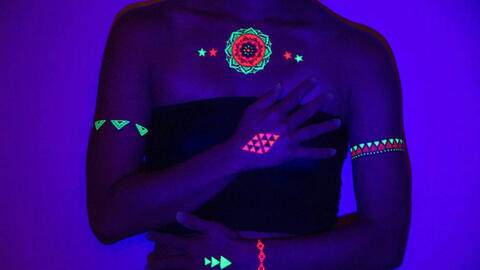 Những rủi ro tiềm ẩn từ xăm hình phát sáng