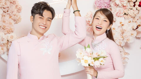 Học vấn của cặp đôi vừa làm lễ gia tiên hôm nay: Đàng gái học giỏi, đàng trai liệu có lép vế?