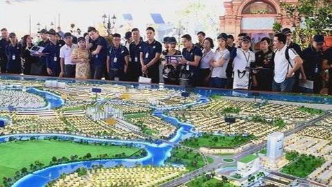 Mua nhà lúc này hay chờ COVID-19 đi qua?