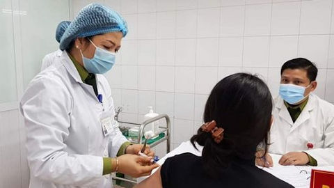 Việt Nam dự kiến tiêm mũi vaccine COVID-19 đầu tiên vào 8/3