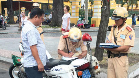 Thí điểm nộp phạt vi phạm giao thông qua mạng từ 12/3