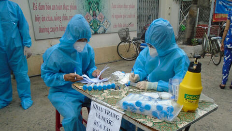 Nhiều bệnh nhân COVID-19 ở TPHCM chuyển biến nặng, Sở Y tế gửi công văn khẩn đến các bệnh viện