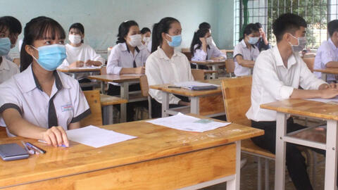 Đề thi và gợi ý đáp án môn Vật lí tốt nghiệp THPT 2021