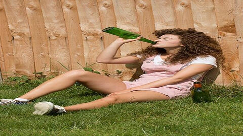 Những cách đơn giản để giải quyết tình trạng nghiện rượu ở giới trẻ