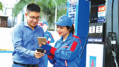 Doanh thu từ thanh toán không tiền mặt tại CHXD còn khiêm tốn