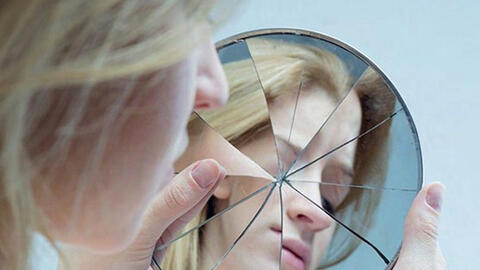 Trạng thái trên Facebook có thể giúp phát hiện người bị tâm thần phân liệt