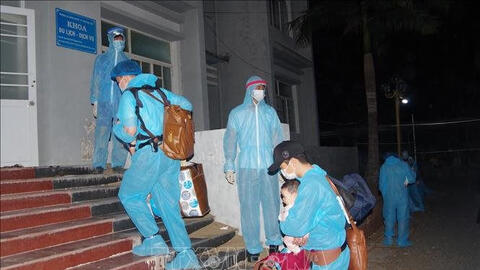 Sáng 14/4, Việt Nam có thêm 3 ca nhập cảnh mắc COVID-19, thế giới thêm 12.000 ca tử vong/ngày