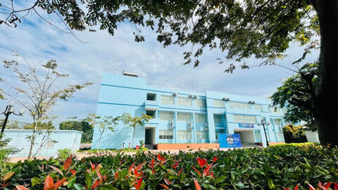 Một trường công lập ở TP.HCM "flex" cơ sở vật chất mới khiến ai nấy xuýt xoa: Trường đã đẹp học sinh lại toàn giỏi!