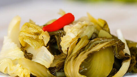 Muối dưa chẳng khó