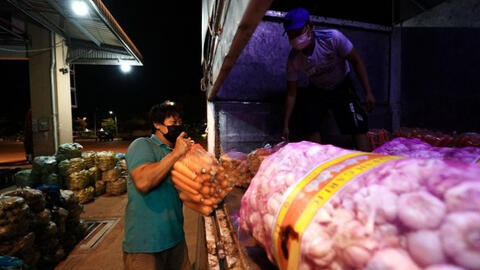 Hàng hóa về chợ đầu mối TP.HCM thấp kỷ lục