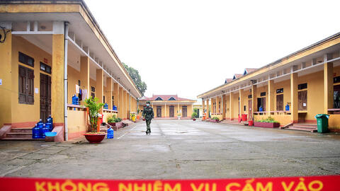 Bên trong khu vực cách ly công dân Việt Nam trở về từ Trung Quốc