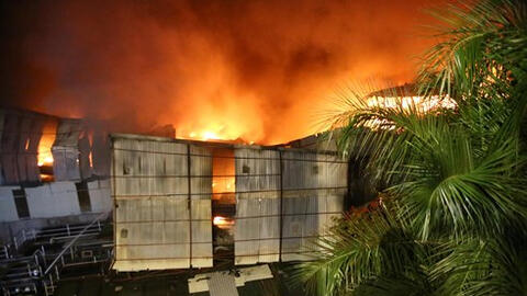 Hiện trường tan hoang sau đám cháy lớn ở nhà máy phích nước Rạng Đông