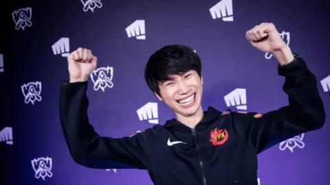 Doinb bất ngờ "tái xuất" và sẵn sàng nộp phạt, không cần đoán cũng biết nguyên nhân