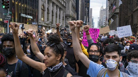 New York kêu gọi người biểu tình xét nghiệm COVID-19