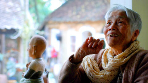 Người đàn bà “Đi giữa hai thế kỷ”