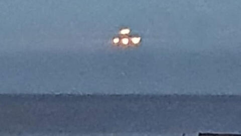 Phát hiện UFO lơ lửng trên bầu trời Anh