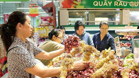 Thị trường thực phẩm ngày 22/4: Hành tím rớt giá thê thảm