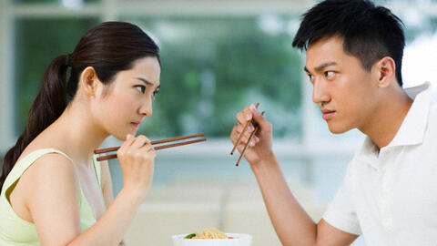 10 câu nói khôn ngoan khi cãi nhau với chồng